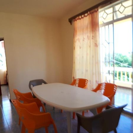 Allamanda Apartments - 100M Bain Boeuf Beach Buitenkant foto