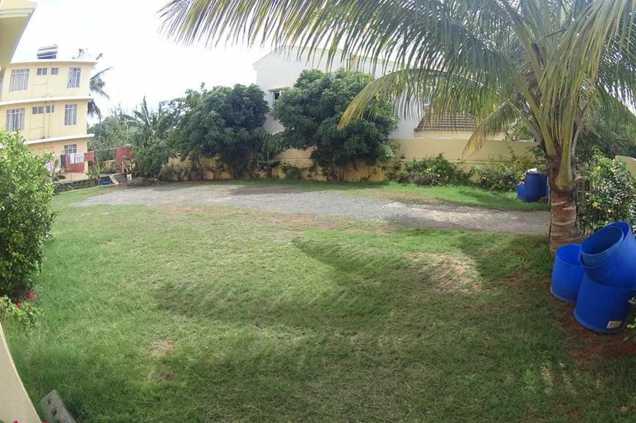 Allamanda Apartments - 100M Bain Boeuf Beach Buitenkant foto